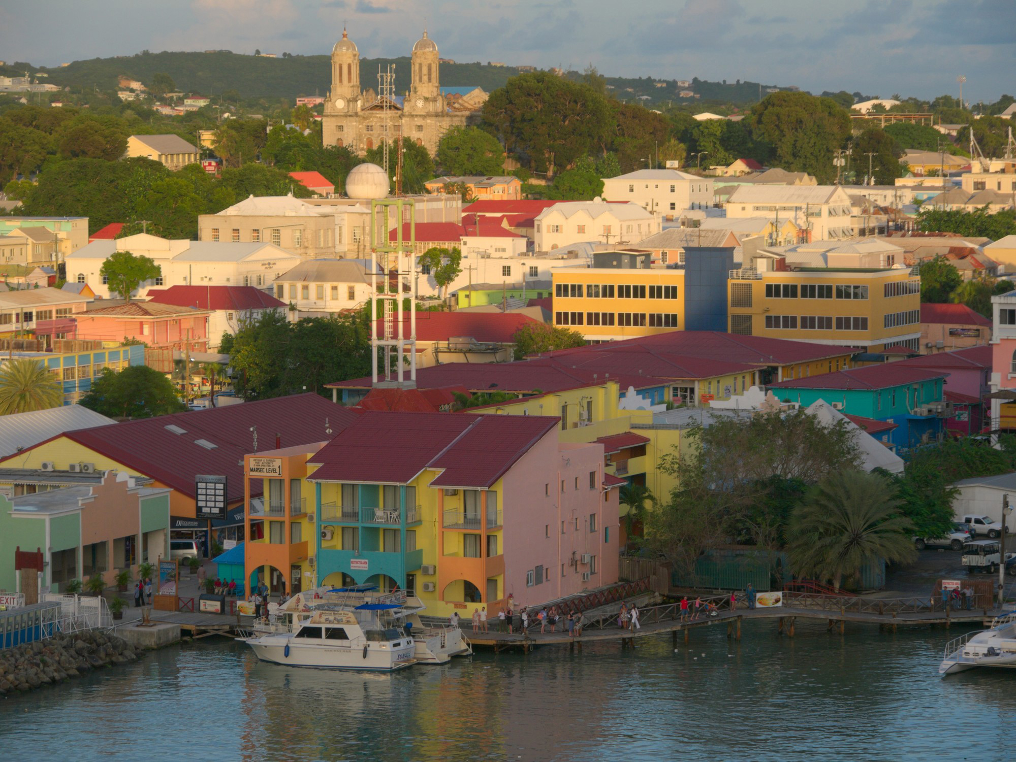 Antigua y Barbuda — Enciclopédia Latinoamericana