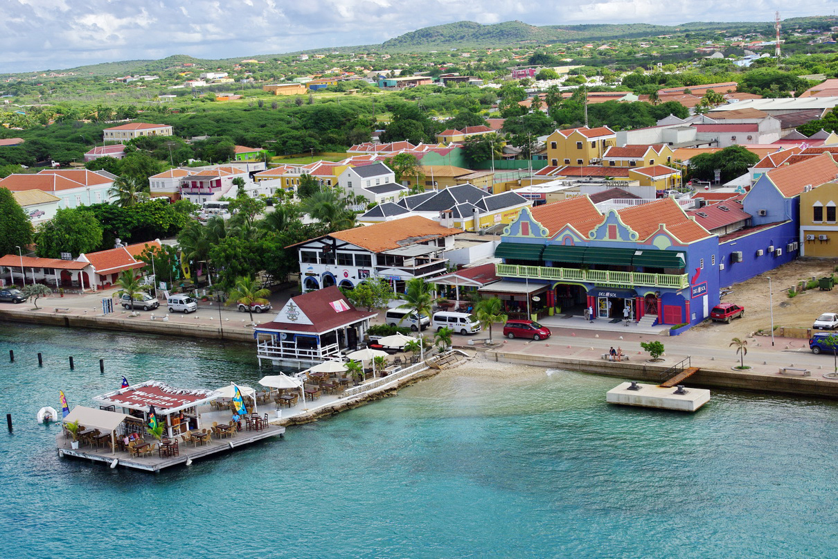 Kralendijk, a capital da ilha de Bonaire (Bgabel/Wikimedia Commons)
