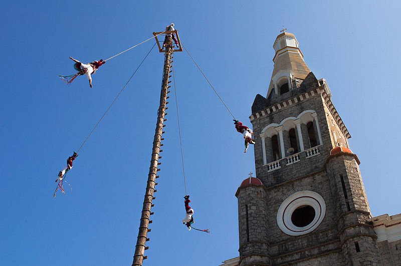 800px-CUETZALAN_PUEBLA_SERGIOBECERRIL-1.jpg