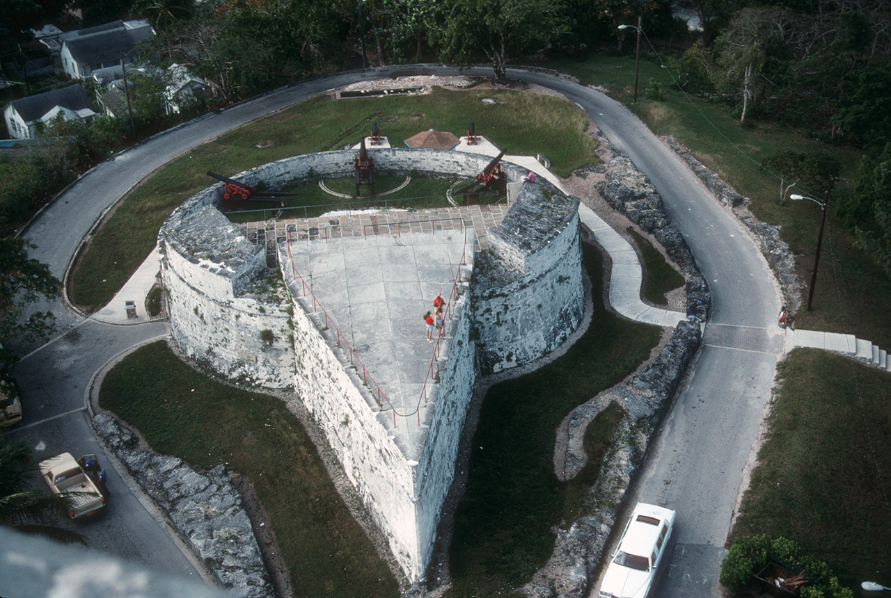 FORT_FINCASTLE_NASSAU,_BAHAMAS.jpg