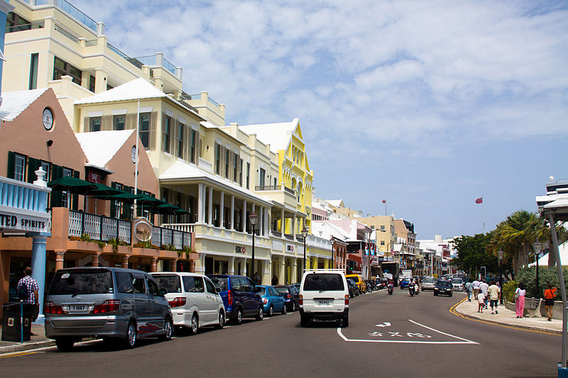 800px-Front_Street,_Hamilton,_Bermuda.jpg