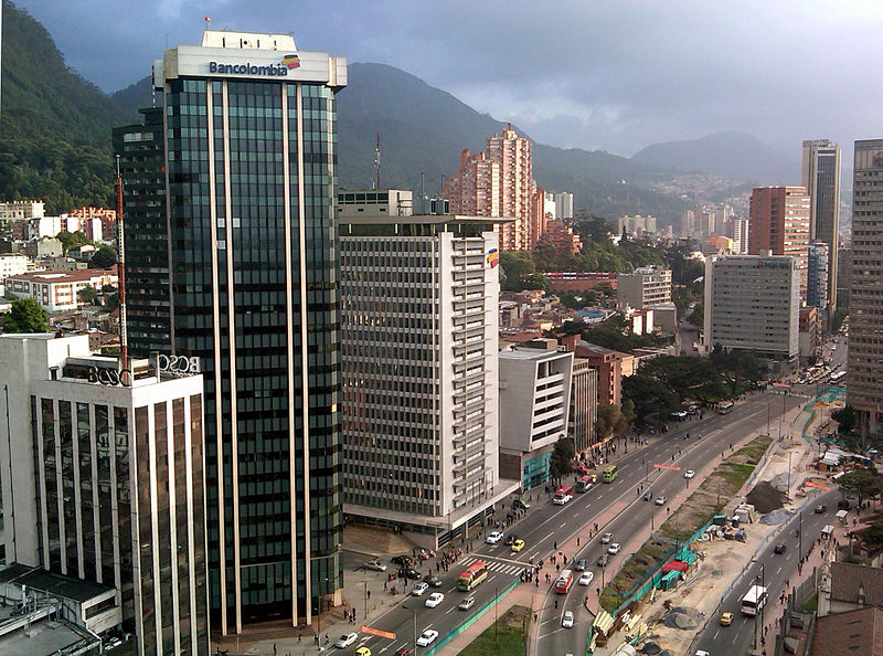 800px-Centro-Internacional-Bancolombia.jpg