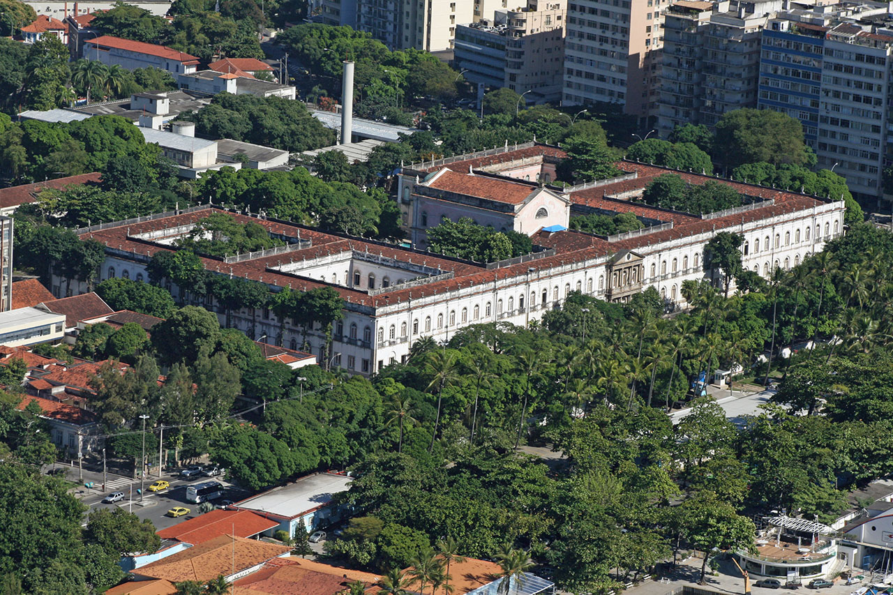 Ufrj — Enciclopédia Latinoamericana 